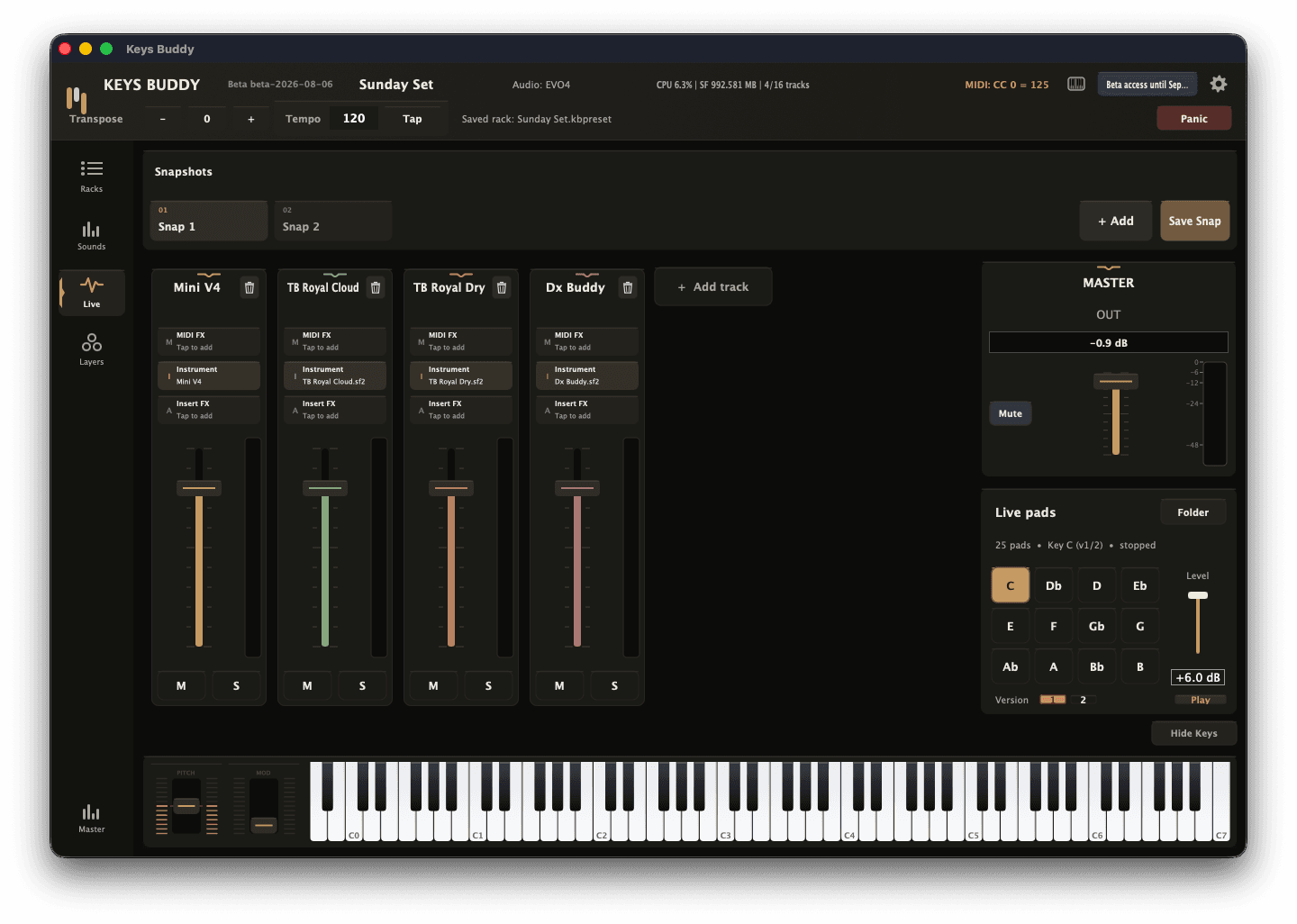 Keys Buddy running a Sunday Set with four instrument tracks, snapshots, master controls, live pads, and the on-screen keyboard